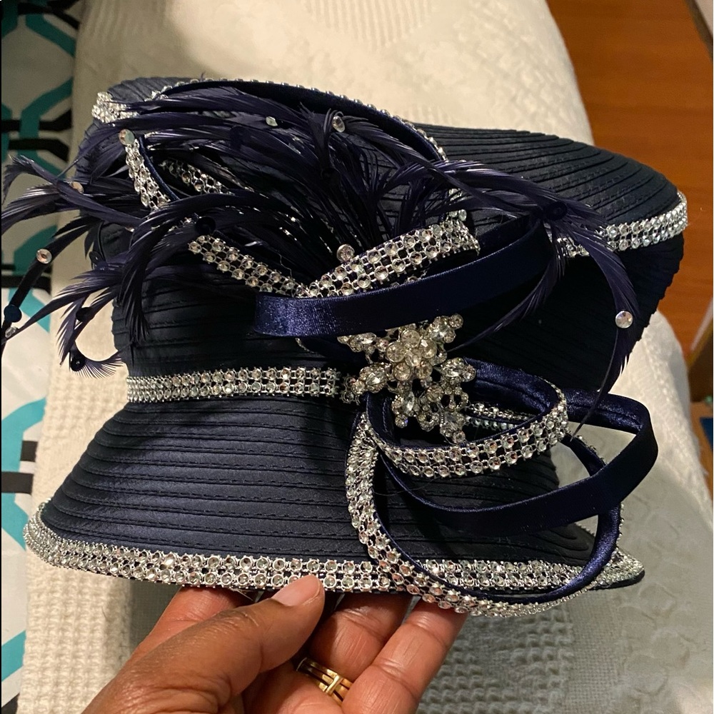 Ladies dress hat